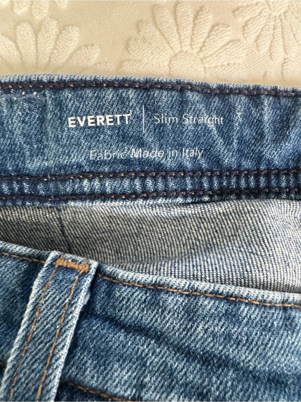 AG Jeans Men's Everett Slim Straight Fit Light Blue SZ 32/34 NWOT